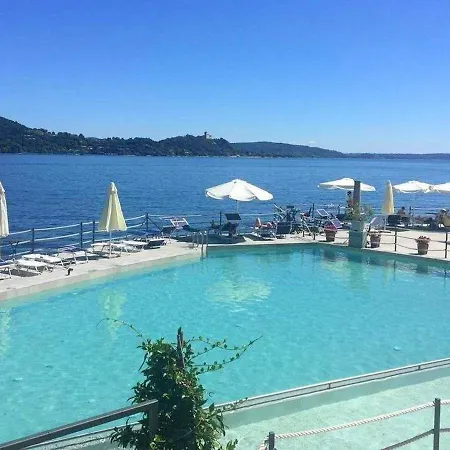 Elegant In With View